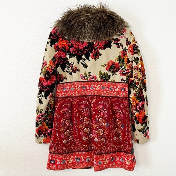 Anthropologie Karelia Coat Elevenses Jacket Red Floral Zip Fur Collar Size 6 - Picture 15 of 15